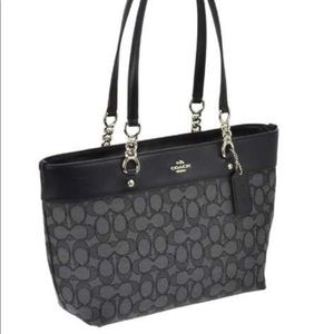 New - Coach Signature Small Sofia Tote Bag!